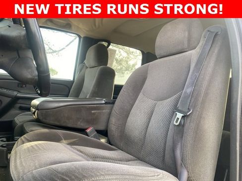 Used 2006 Chevrolet Silverado 1500 LT w/ Light Duty Power Package image 11