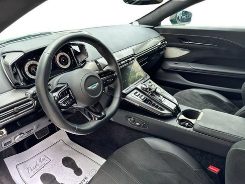 Used 2025 Aston Martin V8 Vantage Coupe RWD image 11
