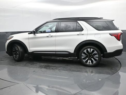 New 2026 Ford Explorer Platinum w/ LUX Leather Package image 3