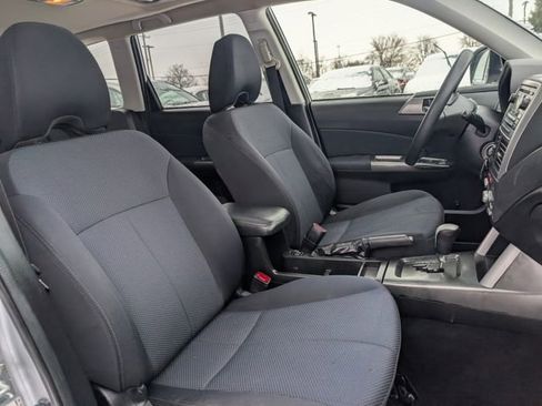 Used 2012 Subaru Forester 2.5X Premium w/ All-Weather Pkg image 22