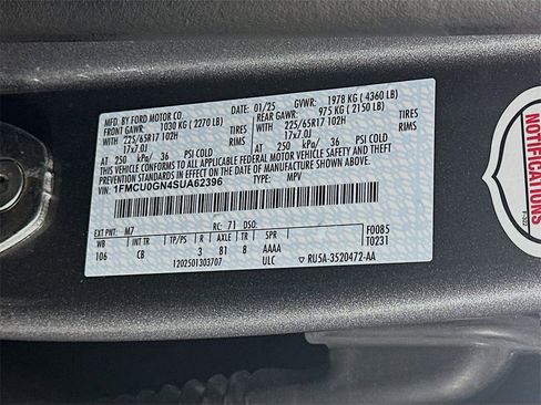 Used 2025 Ford Escape Active image 33