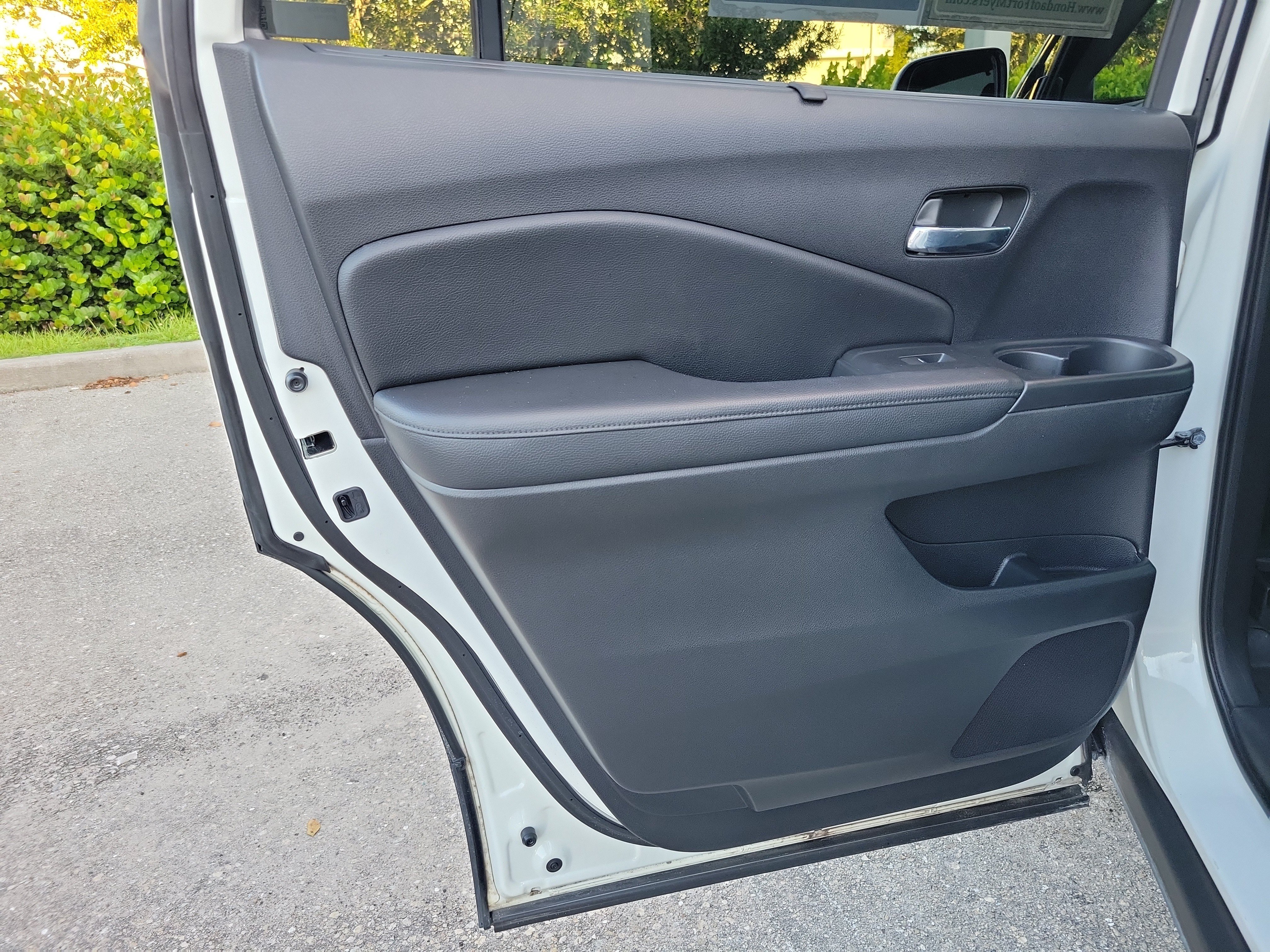 Used 2018 Honda Pilot Touring image 12