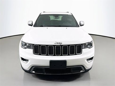 Used 2020 Jeep Grand Cherokee Limited image 2