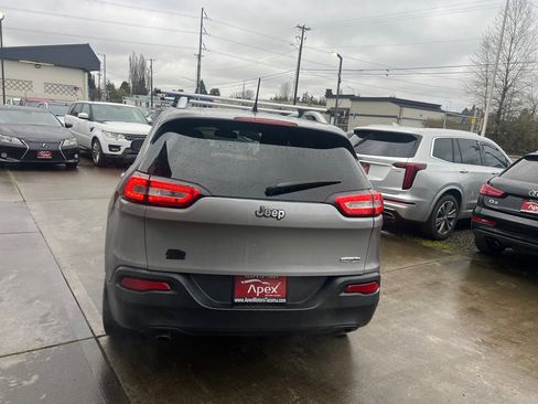 Used 2014 Jeep Cherokee Latitude image 6