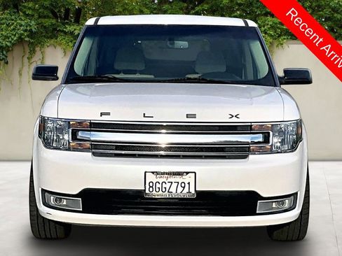 Used 2018 Ford Flex SEL w/ Equipment Group 202A image 2