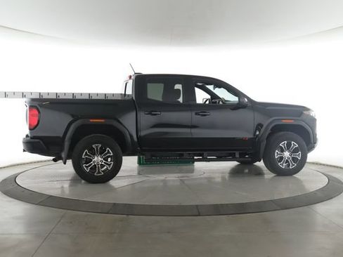 Used 2024 GMC Canyon AT4 AWD/4WD image 6
