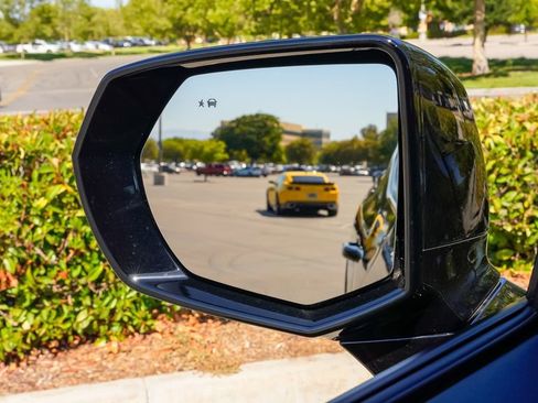 Used 2026 GMC Sierra EV Elevation image 29