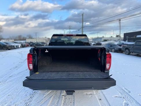 Used 2024 GMC Sierra 1500 Elevation image 24