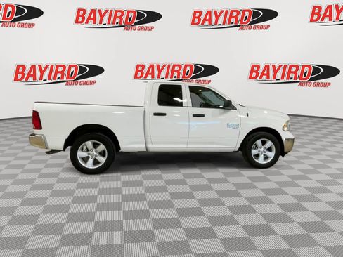 Used 2024 RAM 1500 Classic SLT AWD/4WD image 9