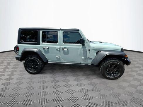 Used 2023 Jeep Wrangler Unlimited w/ Cold Weather Group AWD/4WD image 5