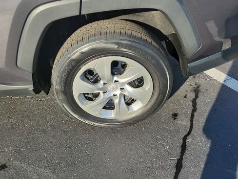 Used 2023 Toyota RAV4 LE image 5