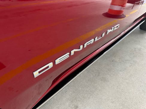 Used 2022 GMC Sierra 2500 Denali w/ Denali Ultimate Package image 7