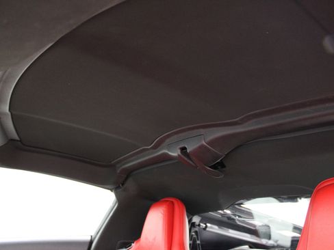 Used 2020 Chevrolet Corvette Stingray Coupe w/ 1LT image 28