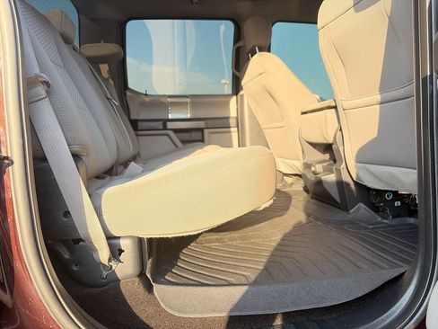 Used 2018 Ford F150 XLT w/ Equipment Group 302A Luxury RWD image 28