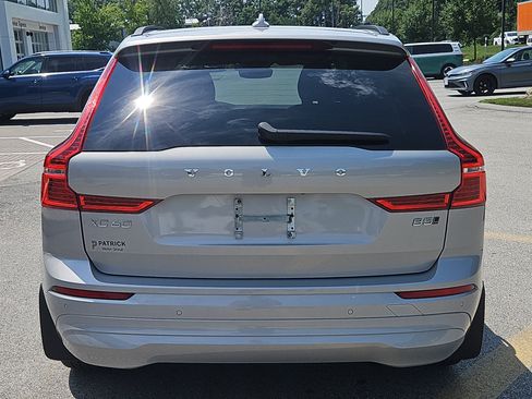 Used 2023 Volvo XC60 B5 Core w/ Climate Package AWD/4WD image 25