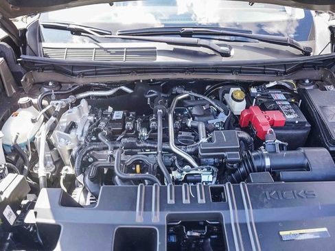 New 2026 Nissan Kicks SR image 28