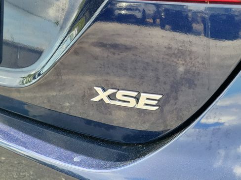 Used 2021 Toyota Camry XSE FWD image 11