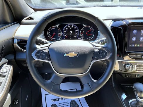 Used 2023 Chevrolet Traverse Premier AWD/4WD image 13