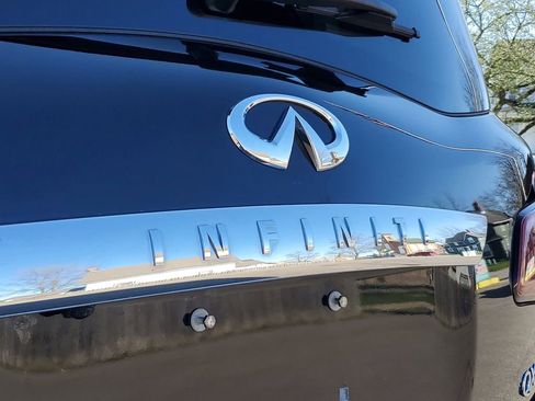 Used 2015 INFINITI QX80 4WD image 7