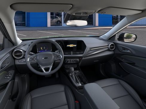 New 2026 Chevrolet Trax ACTIV w/ Driver Confidence Package FWD image 15
