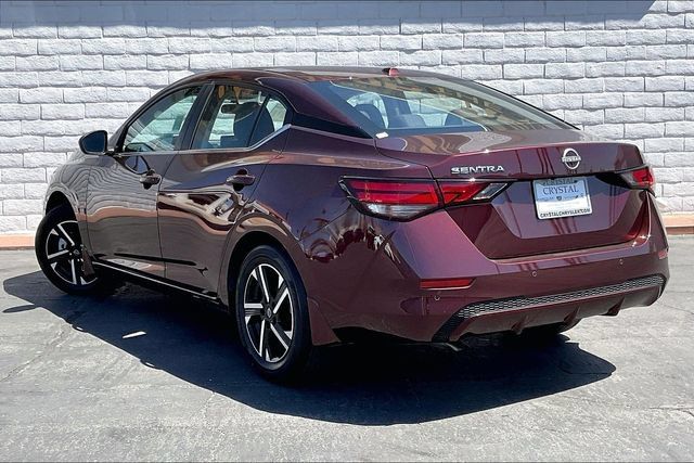 Used 2025 Nissan Sentra SV w/ All-Weather Package FWD image 10