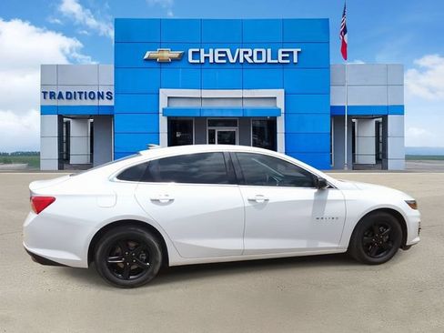 Used 2021 Chevrolet Malibu LS FWD image 10