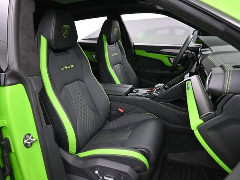 Used 2024 Lamborghini Urus S image 34