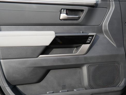 New 2026 Toyota Tundra Limited AWD/4WD image 6