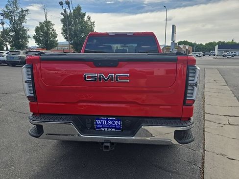 Used 2020 GMC Sierra 1500 SLT AWD/4WD image 6