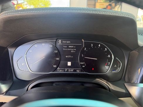 Used 2021 BMW 330i Sedan w/ M Sport Package RWD image 14