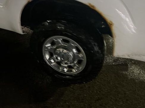 Used 2016 Ford F250 XLT w/ XLT Premium Package image 14