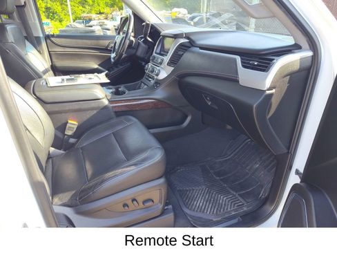 Used 2019 GMC Yukon XL SLT AWD/4WD image 9