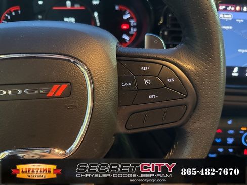 Used 2025 Dodge Durango R/T w/ Blacktop Package image 39