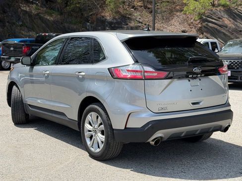 Used 2024 Ford Edge Titanium AWD/4WD image 3