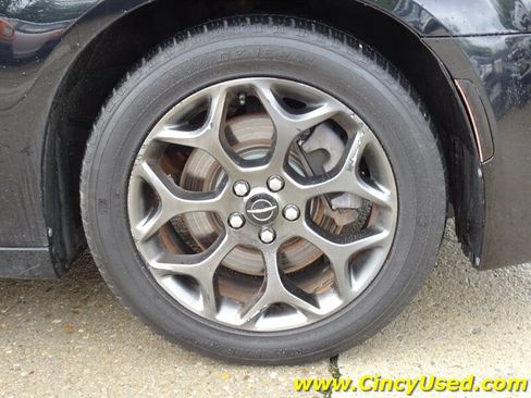 Used 2015 Chrysler 300 S AWD/4WD image 32