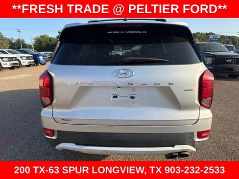 Used 2022 Hyundai Palisade SEL AWD/4WD image 4
