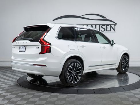 New 2026 Volvo XC90 B6 Ultra image 5