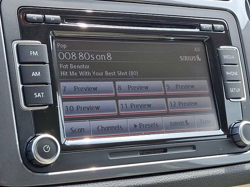 Used 2013 Volkswagen Tiguan SE FWD image 16
