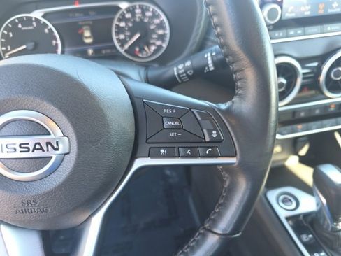 Used 2023 Nissan Sentra SV image 27