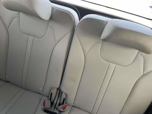 Certified 2023 Kia Sorento S FWD image 15