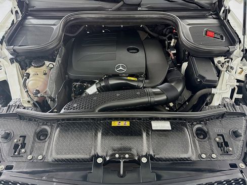 Certified 2022 Mercedes-Benz GLE 350 4MATIC w/ AMG Line Exterior image 11