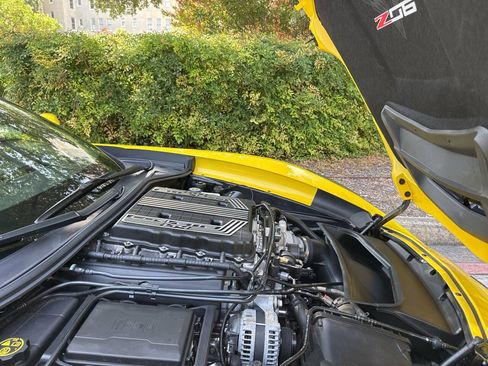 Used 2017 Chevrolet Corvette Z06 RWD image 32