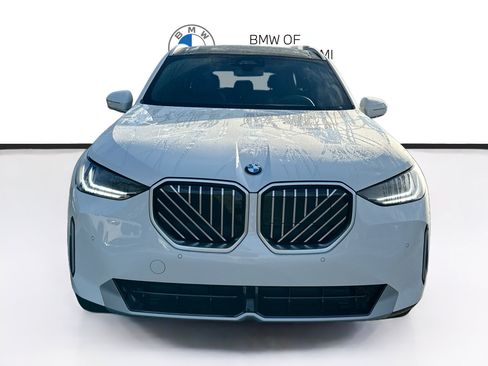 New 2026 BMW X3 xDrive30i w/ Premium Package AWD/4WD image 2