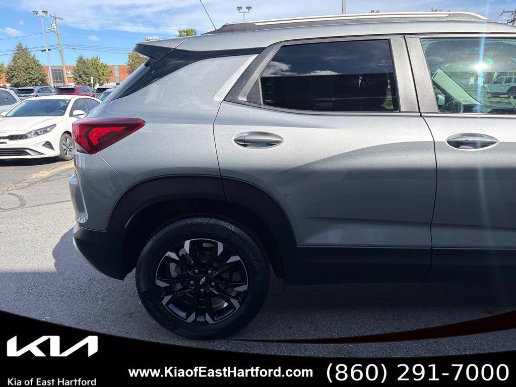 Used 2023 Chevrolet TrailBlazer LT w/ Convenience Package AWD/4WD image 7