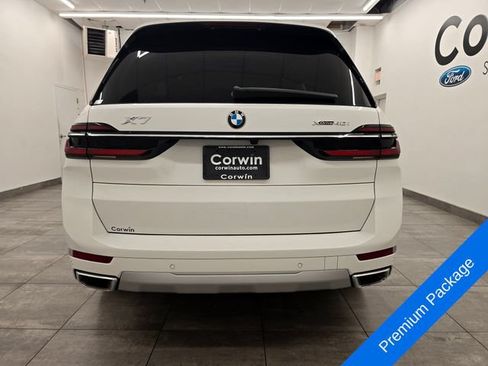 Used 2025 BMW X7 xDrive40i w/ Premium Package AWD/4WD image 7