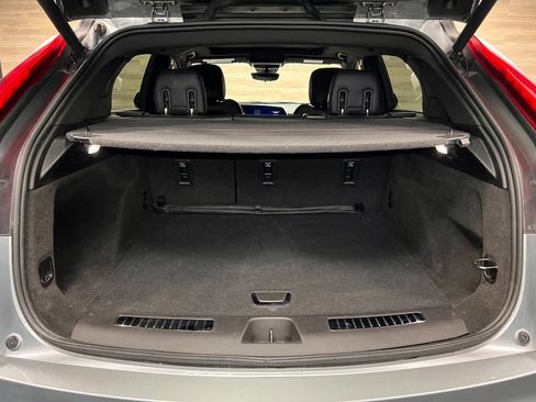 Used 2024 Cadillac XT4 Premium Luxury w/ Technology Package image 22