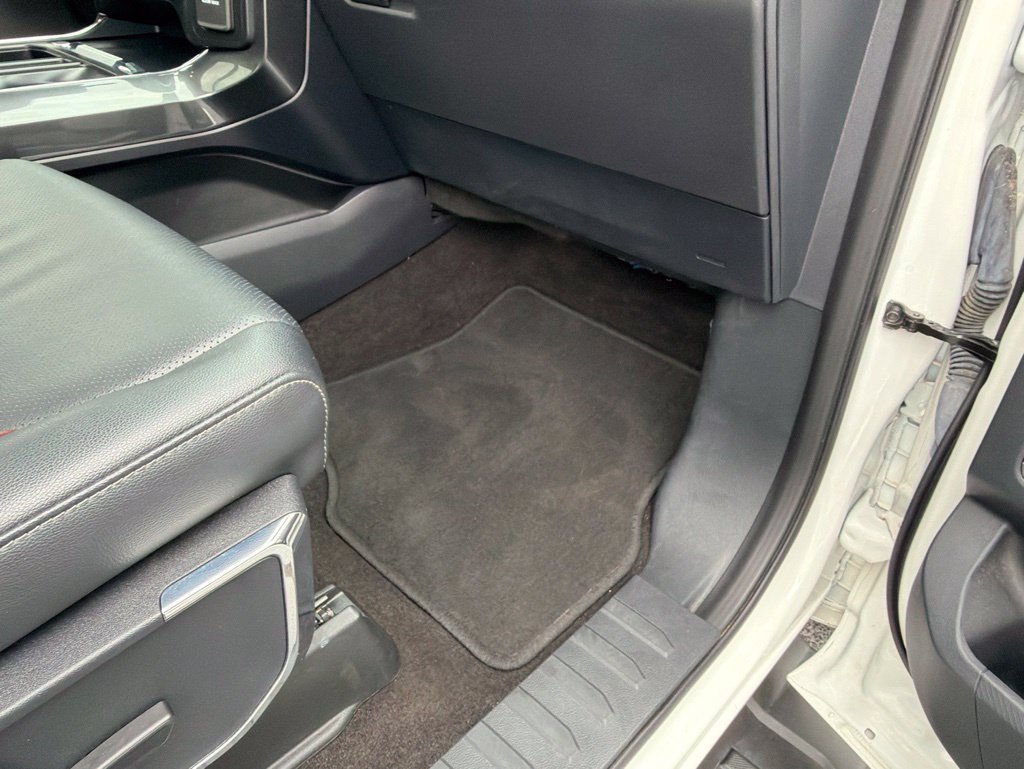 Used 2022 Ford F150 Lariat AWD/4WD image 45