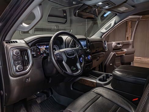 Used 2023 GMC Sierra 2500 Denali image 17