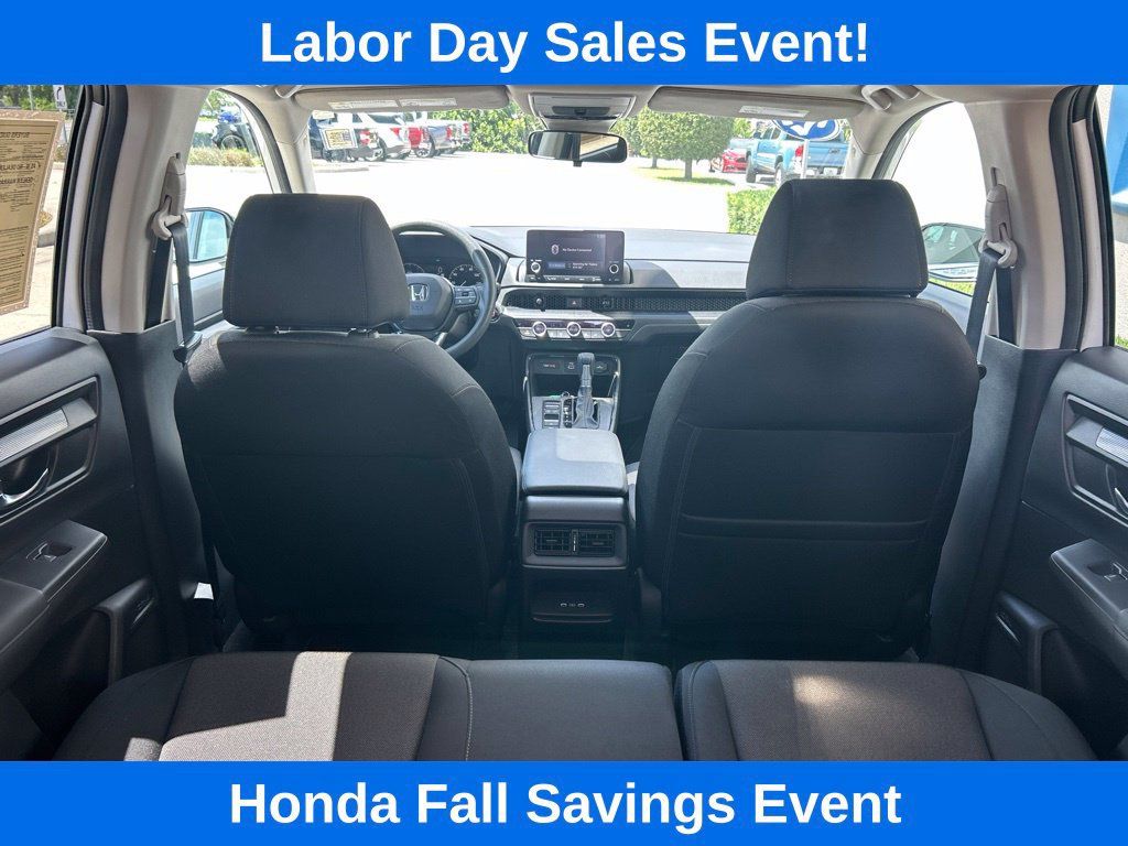Used 2025 Honda CR-V EX image 11