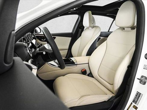 Certified 2025 Mercedes-Benz C 300 4MATIC Sedan image 18